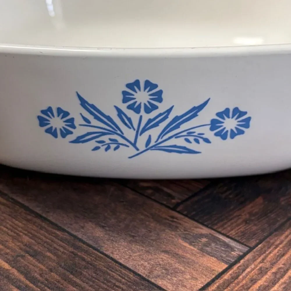 Vintage CorningWare Cornflower Blue 1 Qt Casserole Dish P-1-B 1966–1969